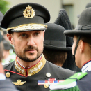 7. juni: Kronprins Haakon inspiserer Hans Majestet Kongens Garde på Akershus festning. Foto:  Sven Gj. Gjeruldsen, Det kongelige hoff